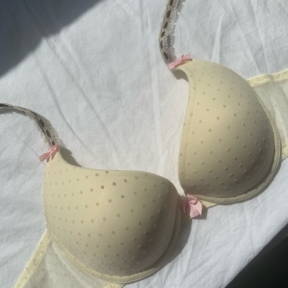 Lace Polka Dot Bra - Picture 2 of 4